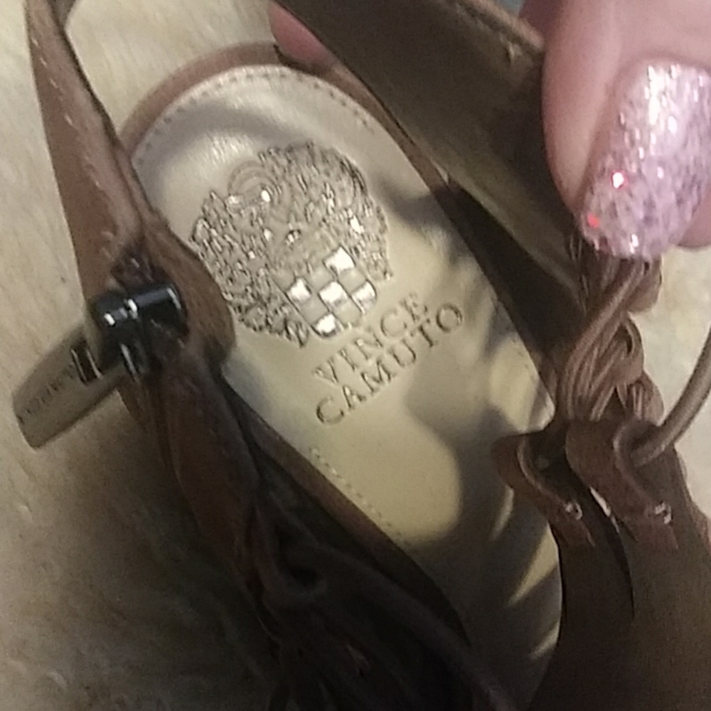 Vince Camuto leather sandals as 10 NWT - Picture 3 of 5